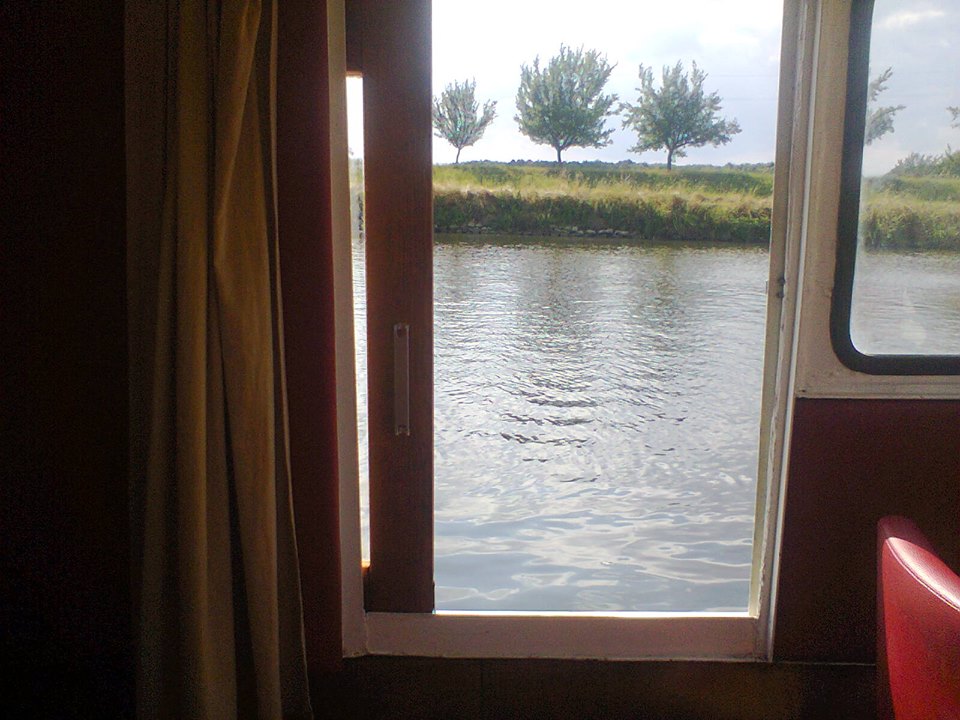 Půjčovna (pronájem) hausbótů na Baťově kanále a řece Moravě