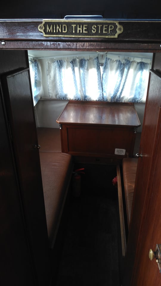 Půjčovna (pronájem) hausbótů na Baťově kanále a řece Moravě