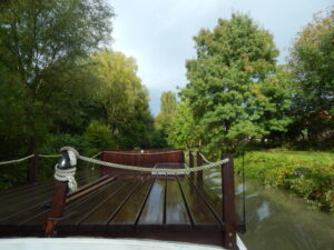 Půjčovna (pronájem) hausbótů na Baťově kanále a řece Moravě