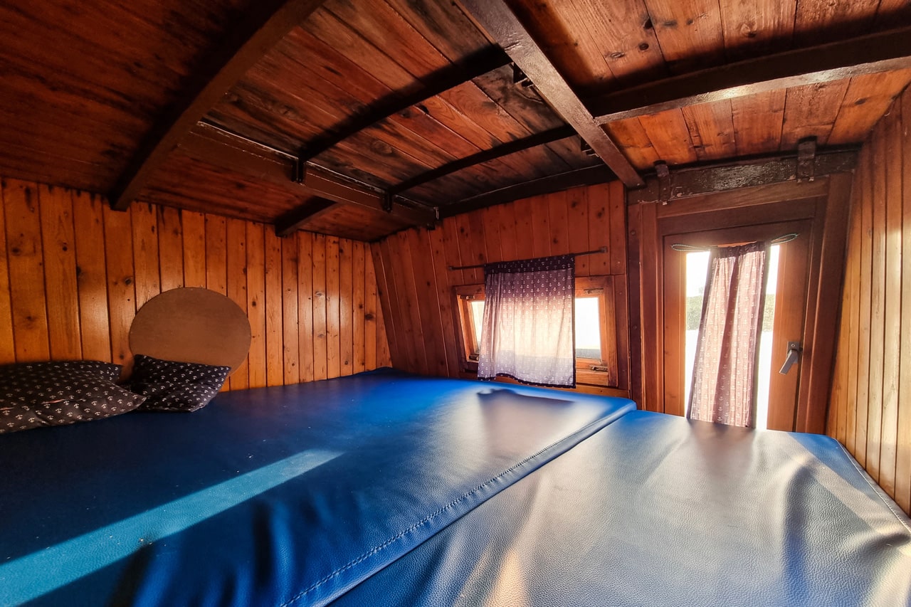 Půjčovna (pronájem) hausbótů na Baťově kanále a řece Moravě