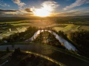 Půjčovna hausbótů na Baťově kanálu a řece Moravě