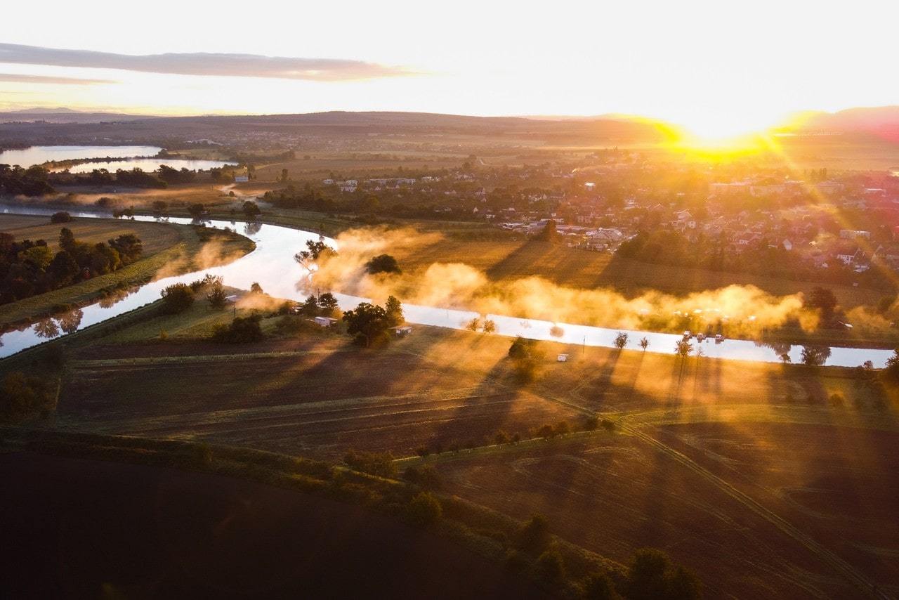 Půjčovna hausbótů na Baťově kanálu a řece Moravě
