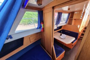 Půjčovna (pronájem) hausbótů na Baťově kanále a řece Moravě - hausbot Isabela