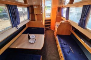 Půjčovna (pronájem) hausbótů na Baťově kanále a řece Moravě - hausbot Isabela