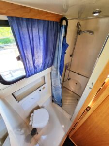 Půjčovna (pronájem) hausbótů na Baťově kanále a řece Moravě - hausbot Isabela